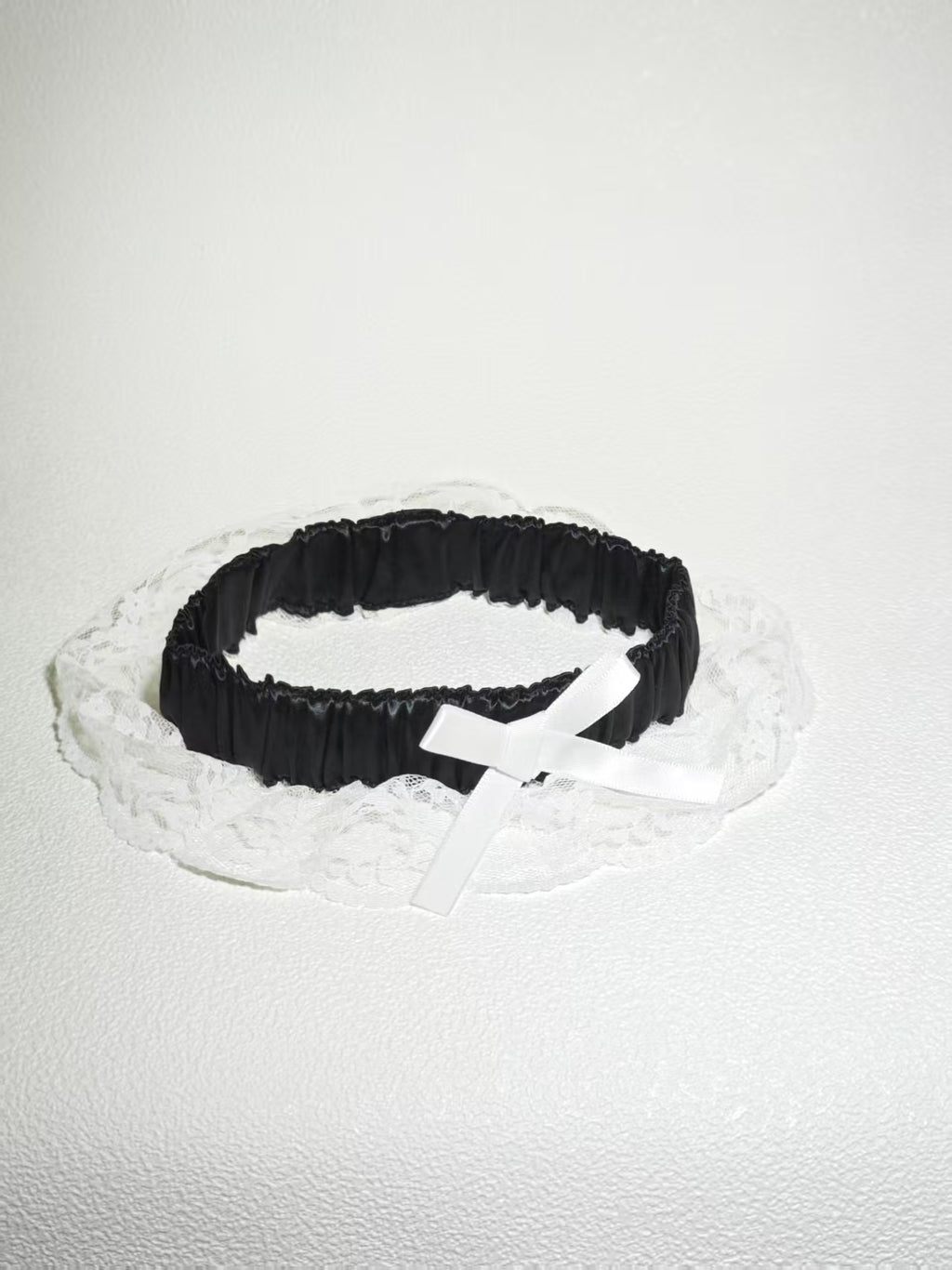 Natasha Silk Lace Thigh Ring