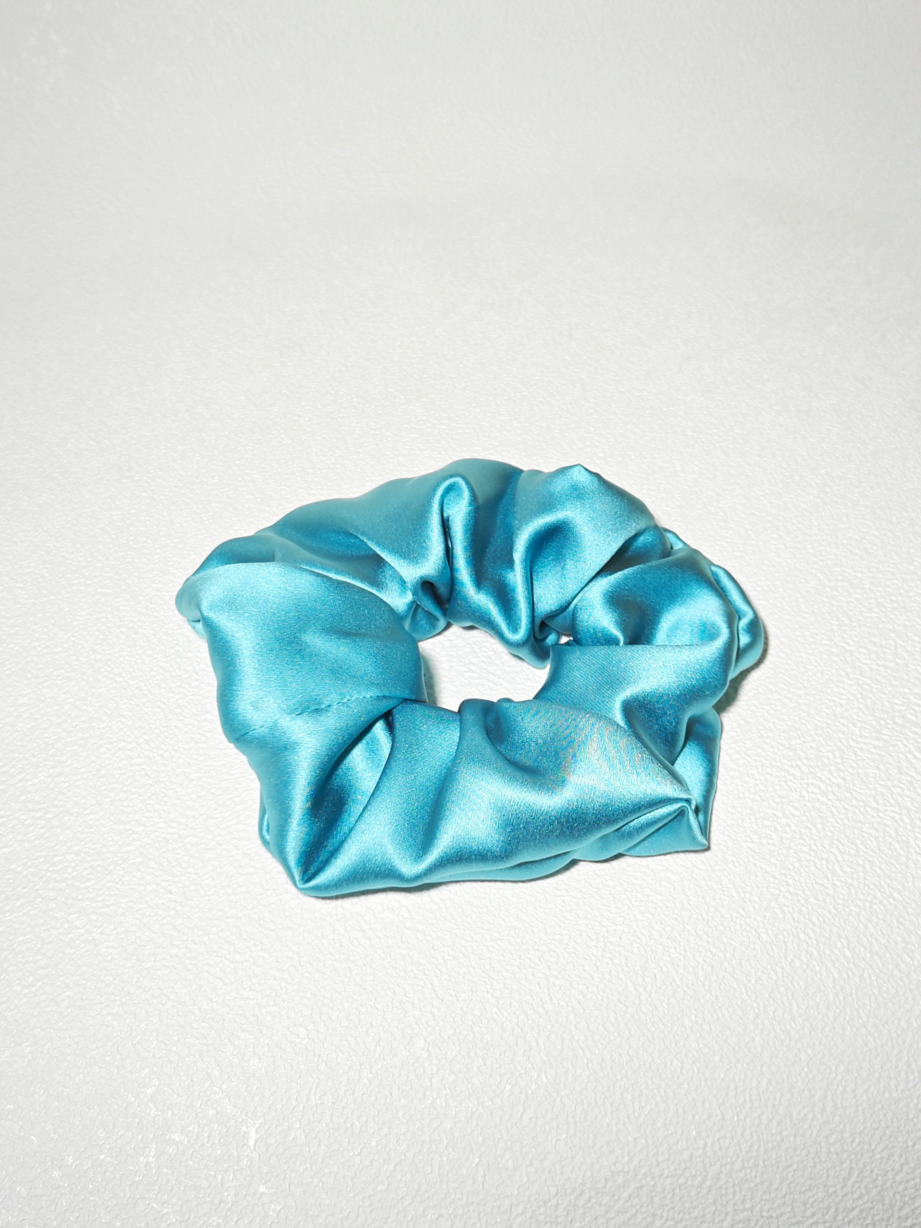 Noir Silk Scrunchie Medium