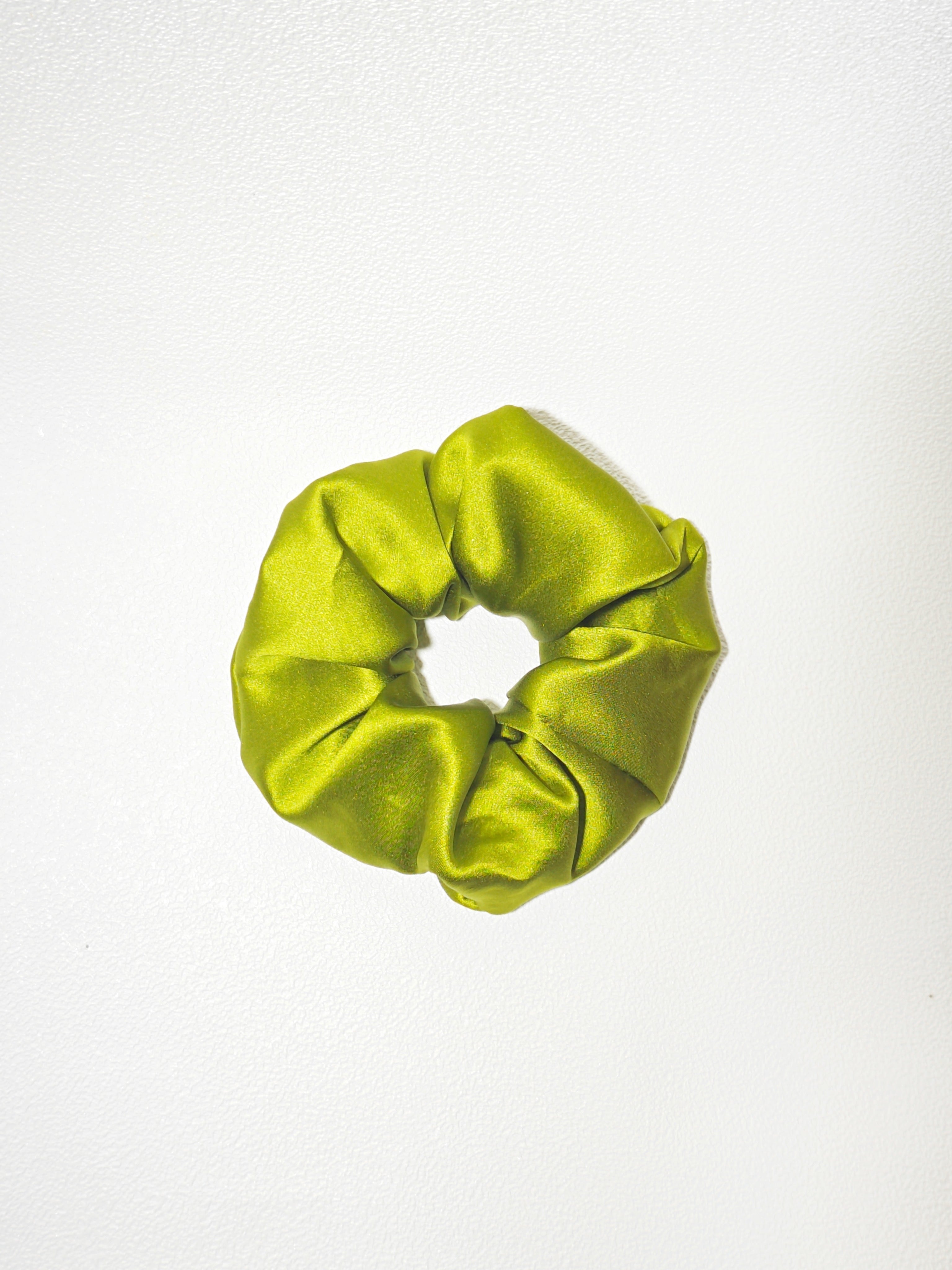 Noir Silk Scrunchie Medium