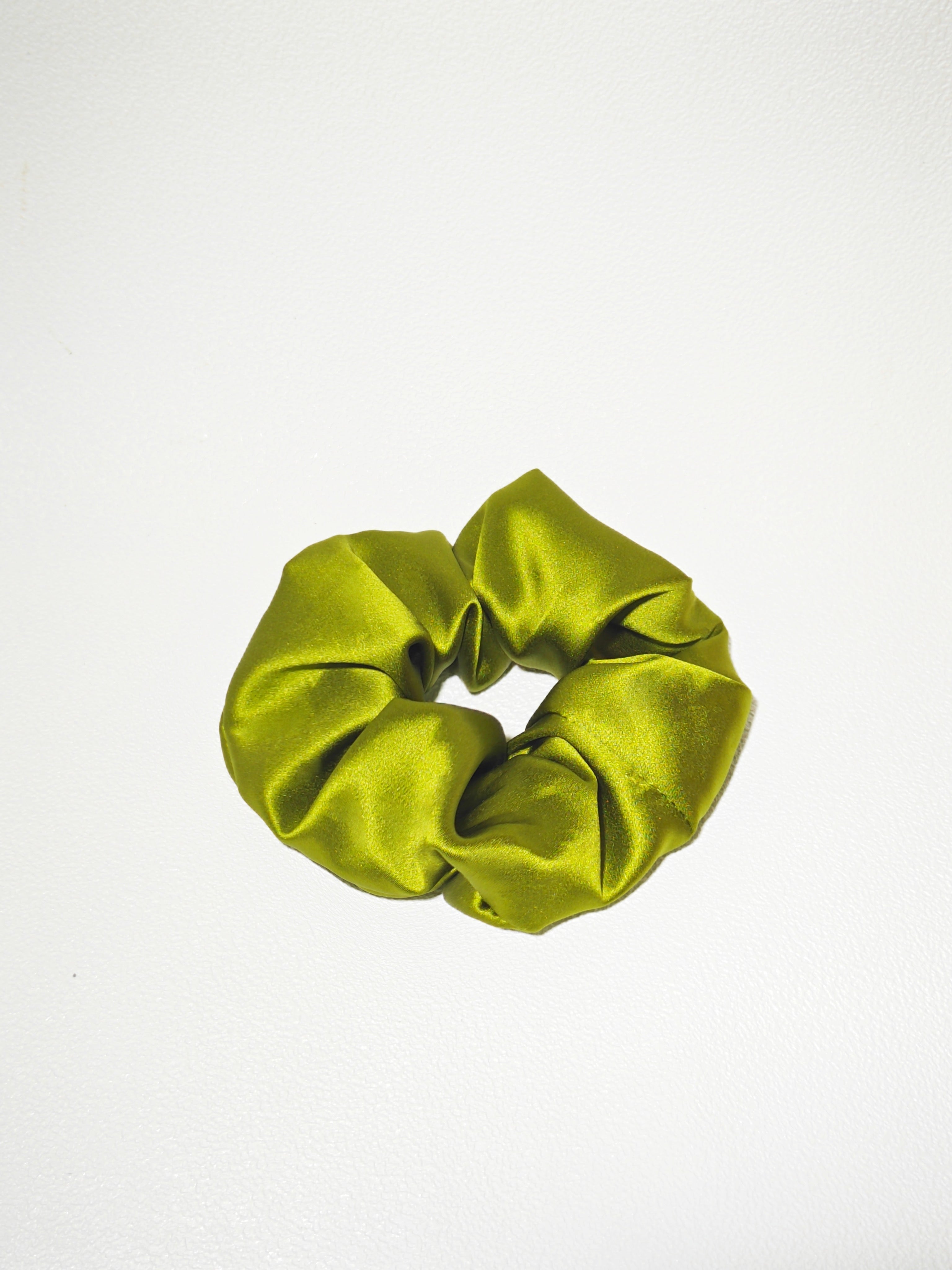 Noir Silk Scrunchie Medium